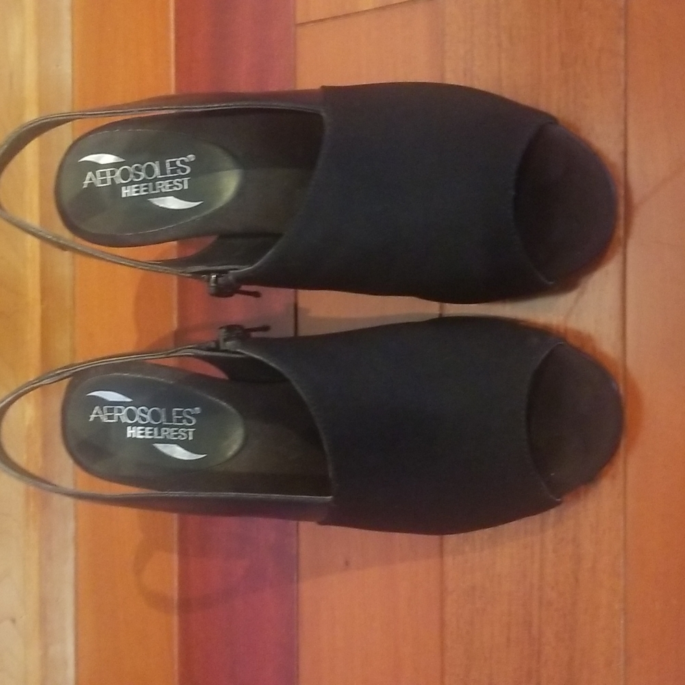 Aerosoles comfy as a 3in heel can be, black fabric upper sandals, size 6.  NIB - Picture 2 of 4